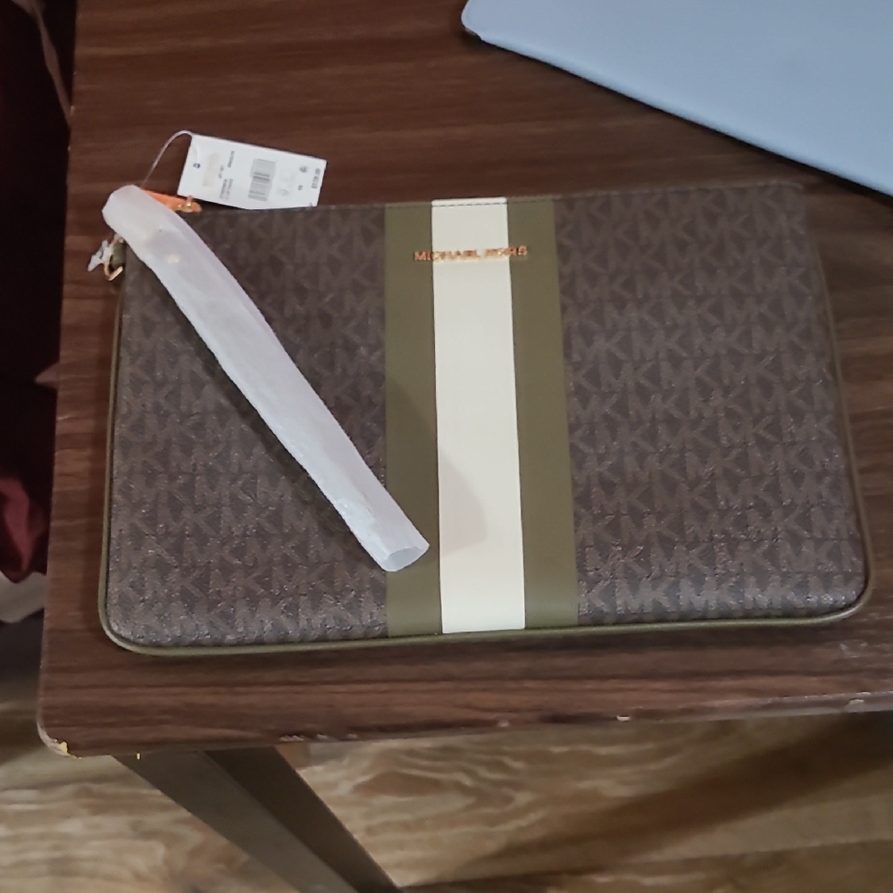 Michael Kors Olive and Cream Laptop Bag